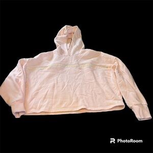 Light pink under Armour cropped hoodie sweatshirt